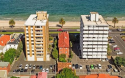 Middle Park公寓楼可以沿着海滨达到新的高度