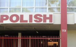 阿什菲尔德的波兰俱乐部与邻居一起出售部分房地产投资组合