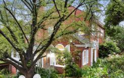 20世纪40年代的大型住宅在克罗伊登市场上市