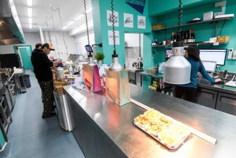 Deliveroo在悉尼的第一个深色厨房将在Ultimo的Veriu酒店开业