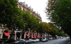 瑞银资产管理向巴黎零售组合投资2.5亿欧元