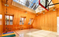 这个纽约的房子有自己的室内篮球场
