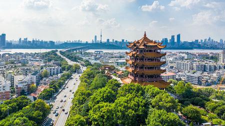 武汉市以挂牌的方式出让8宗地块的国有建设用地使用权