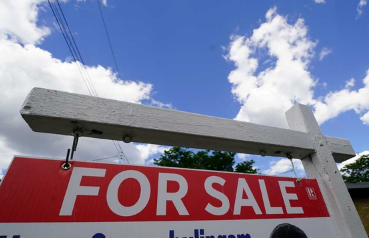 不列颠哥伦比亚省的住宅房地产销售仍在飙升