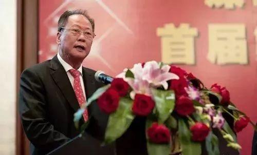 深圳地产商黄楚龙在2020年有望迎来他名下的第一家主板上市公司