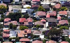 在过去的20年中 昆士兰州许多郊区的房价上涨了400％以上