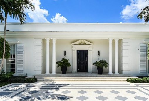 棕榈滩Polmer Park 301号的一所房屋已售出约900万美元