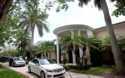 洛杉矶房地产投资者购买戴维卡西迪的佛罗里达州房屋