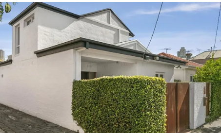 南墨尔本的科布登街130号住宅以262.5万澳元的价格售出