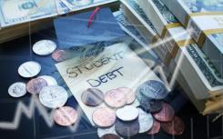 根据一项研究年轻人的平均学生债务负担为41,200美元高于他们的平均年收入38,800美元