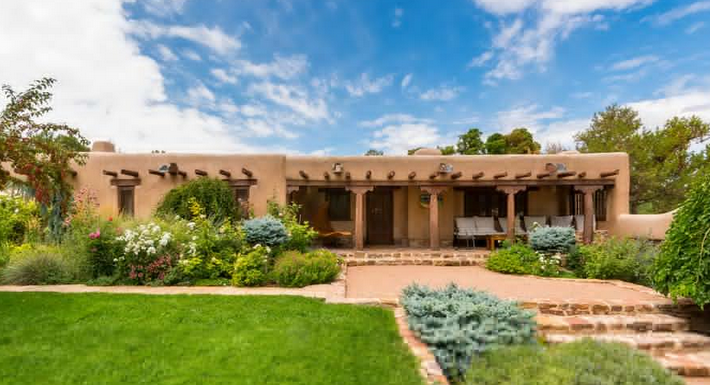 令人惊叹的Pueblo复兴之家售价380万美元