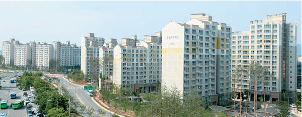 韩国房价下跌担心第一锹土新型宅地 天亮之前也抗议
