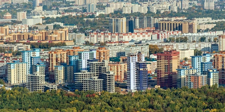 新公寓在10个莫斯科地区完全缺席
