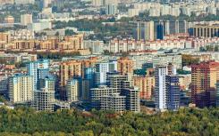 新公寓在10个莫斯科地区完全缺席