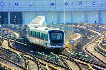 2018年是青岛地铁历史上极不平凡的一年 首次实现双线开通