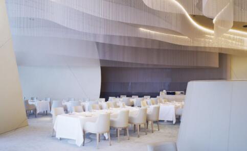 高田孝一与阿兰杜卡斯合作在卡塔尔国家博物馆设计餐厅