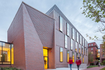 肯尼迪威立希在哈佛建筑的顶部增加了覆铜层