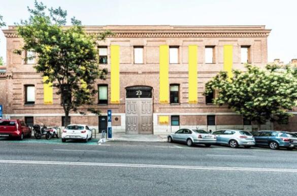 拉萨尔获得马德里屡获殊荣的19世纪办公楼