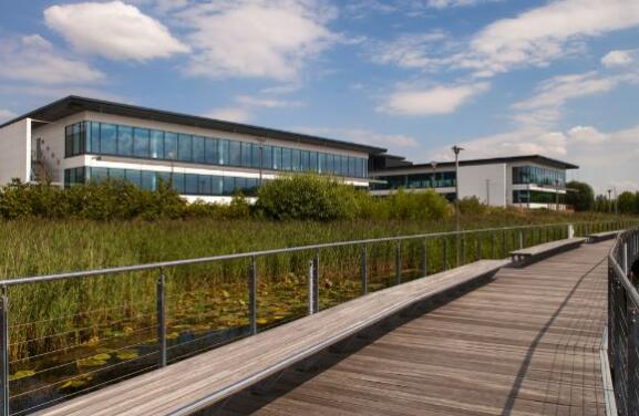 皇家伦敦以8860万欧元收购剑桥研究园