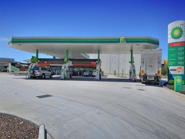 悉尼西部郊区的BP服务站以800万澳元的价格卖给了地产投资者