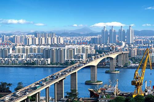 江城来袭这对重庆的市场与购房者而言 都会打开一个全新的市场