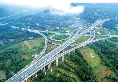 伦佐皮亚诺宣布在热那亚更换倒塌的高速公路桥梁