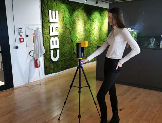 Giraffe360是一款用于房地产的自动摄像头