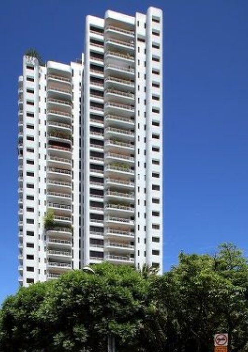 Fontana Heights住房以368万美元的价格出售