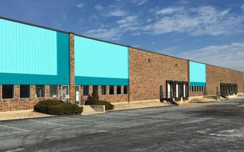 伊利诺伊州的Lee＆Associates完成了一些郊区工业地产的交易