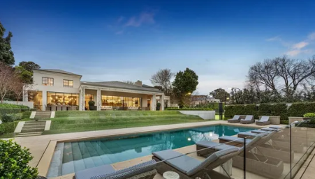 图拉克兰塞尔路 47 号的业主身份已被披露