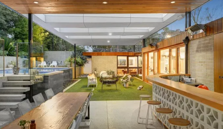 Park Orchards出售Frank Sinatra风格的棕榈泉住宅