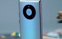 华为Mate 50智能手机将配备Arc显示屏与屏幕内置摄像头