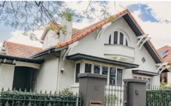 墨尔本杯冠军骑师达伦比德曼列出北桥的住宅