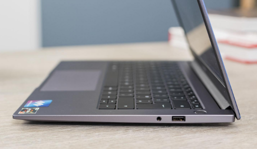 荣誉 MagicBook 14笔记本设计如何