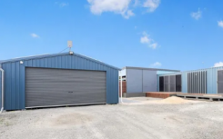 汤普森海滩集装箱住宅 拥有令人惊讶的现代内饰