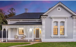 Thebarton别墅在拍卖前吸引了购房者的兴趣