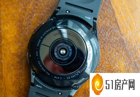 三星 Galaxy Watch 4 Classic手表设计如何