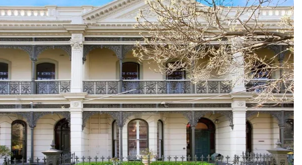 Grant Petty出售超过100万美元的Albert Park房屋