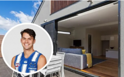 北墨尔本年轻人在蓝筹穆尼池塘街购买房屋