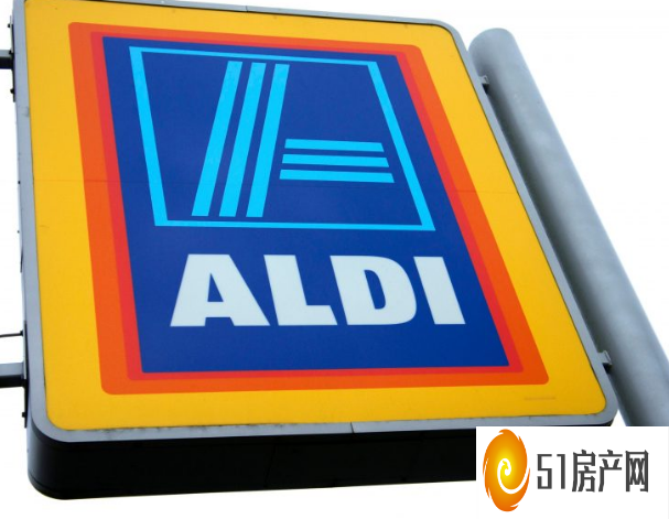 Aldi 推出廉价圣诞三明治