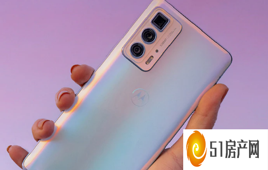 据说 Moto G71 有一个 50 兆像素的主摄像头传感器
