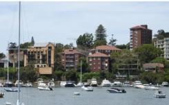 Kerri-Anne Kennerley 获得了独家的新双湾住宅