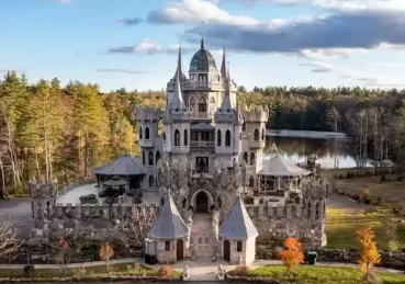 美国小镇的巨大哥特式城堡以 4800 万美元出售
