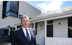 丹尼斯·帕根在卡尔顿出售的翻新童年住宅