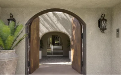 2月16日黄金海岸房地产的RUIN X 可能打破郊区纪录