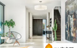 2月17日墨尔本海湾出售的新建筑