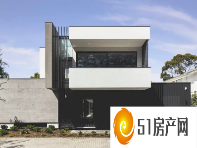 350 万美元以上的价格在墨尔本的 Bayside 提供度假生活方式