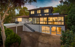 Aranda 房屋首次以超过 200 万美元的价格出售打破了郊区记录