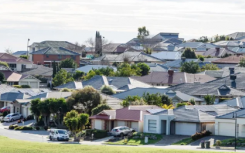 随着投资者增加市场份额 微型市场变得无法预测