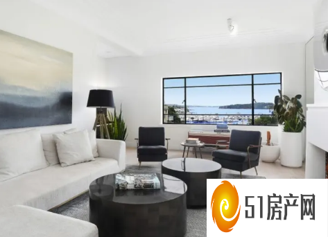 安娜·海因里希努力出售价值 300 万美元的玫瑰湾房屋